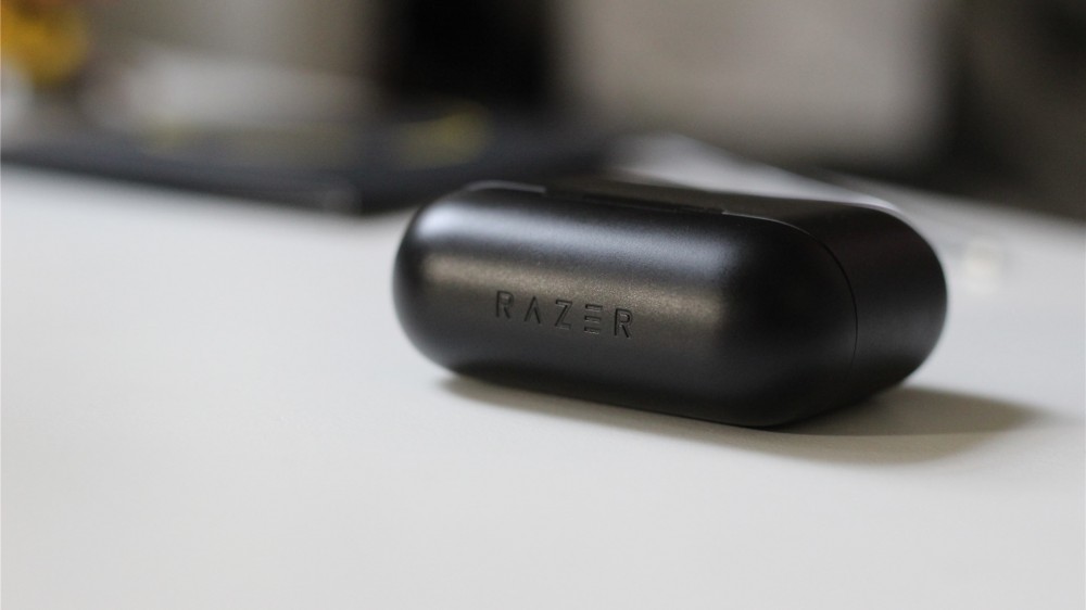 El logotipo de Razer grabado en la parte superior de la carcasa