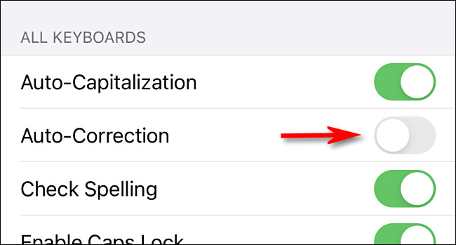 En Configuración en iPhone o iPad, desactive el interruptor "Corrección automática".